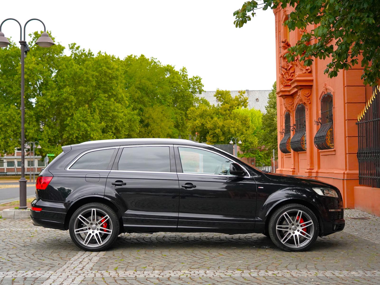 Audi Q7 4.2 V8 FSI quattro S-Line Plus | 349 ch | BVA | 7 places | Toit panoramique | Bose | Suspension pneumatique | Caméra de recul