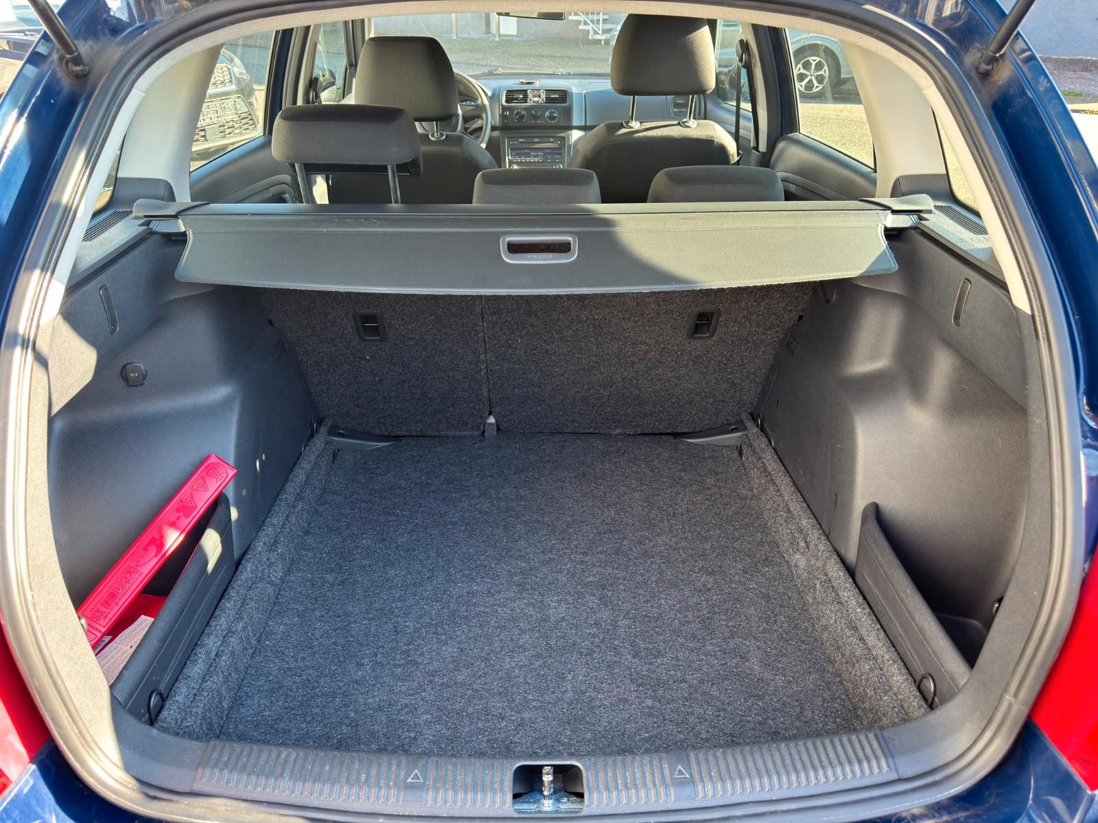 Skoda Fabia 2011 — photo 7