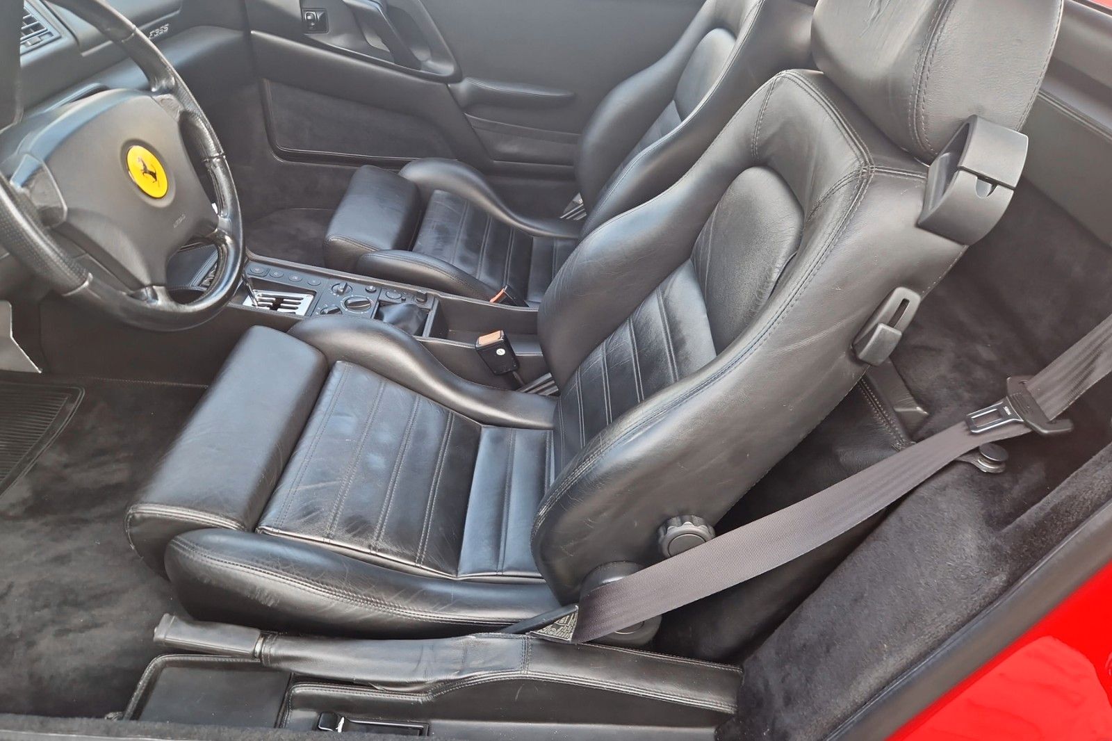 Fahrzeugabbildung Ferrari F355 GTS*Manuale*1.Hand*Deutsches Auto*