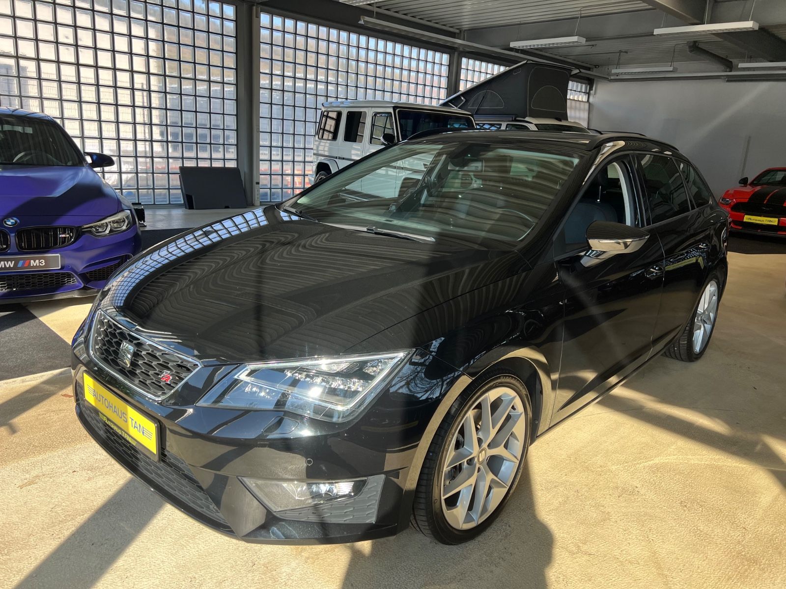 Fahrzeugabbildung SEAT Leon ST FR *LED*NAVI*BLUETOOTH*SITZHEIZUNG*