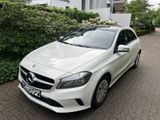 Mercedes-Benz A 200 d|PANO|SHZ|NAVI|SPORT|8XREIFEN|NEWSERVICE - Mercedes-Benz: New