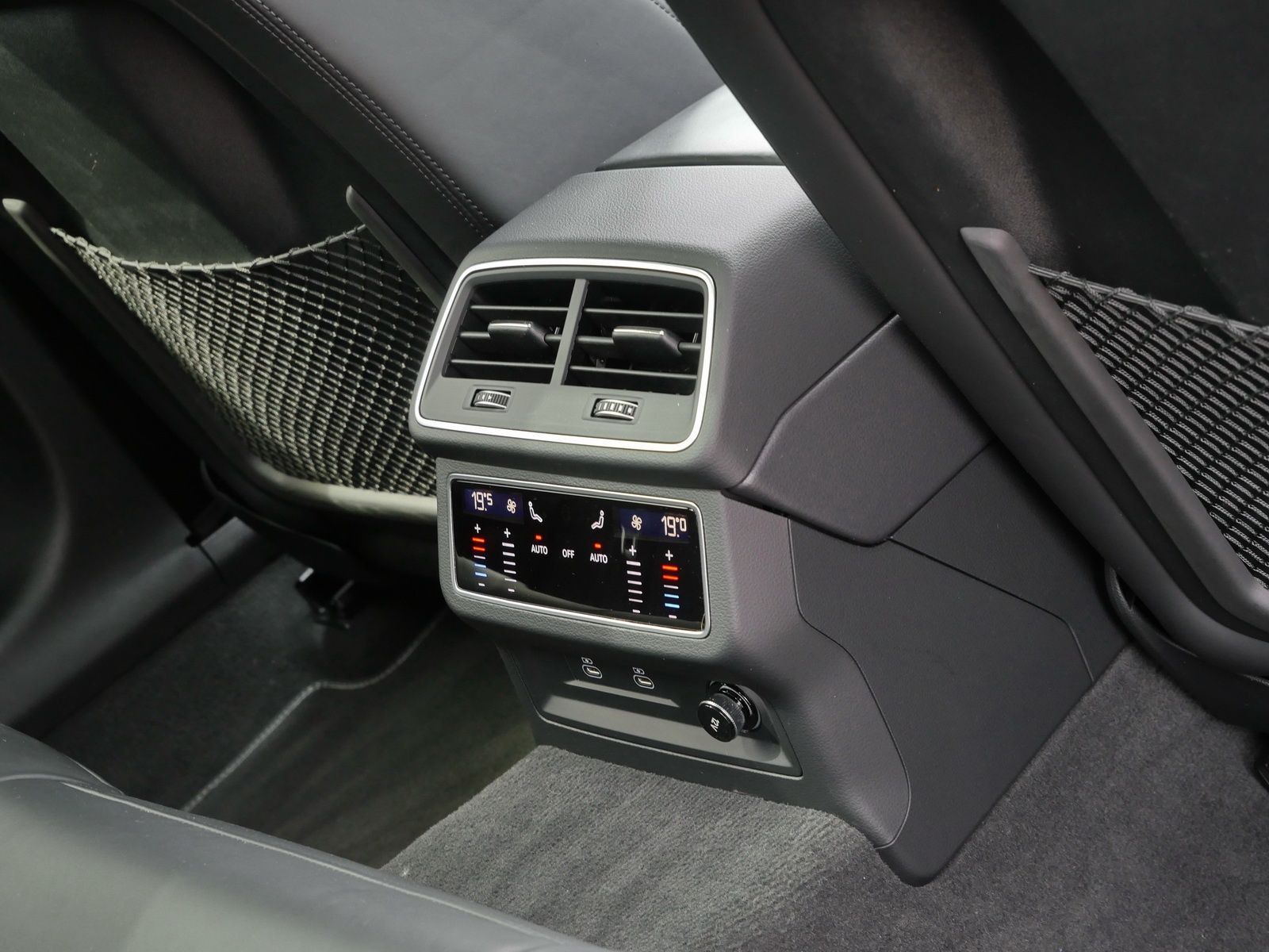 Audi A6 - Bild 17