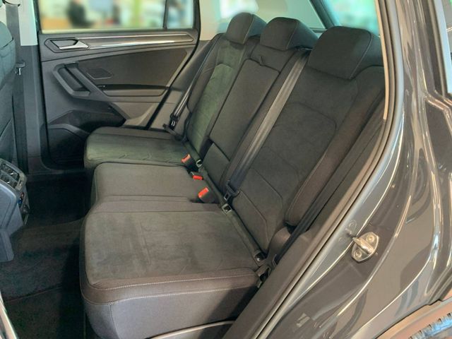 Tiguan 1.4 eHybrid ELEGANCE IQ.LIGHT+KAMERA+AHK+