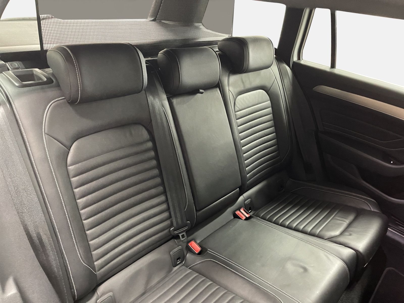 Volkswagen Passat Variant - Bild 17
