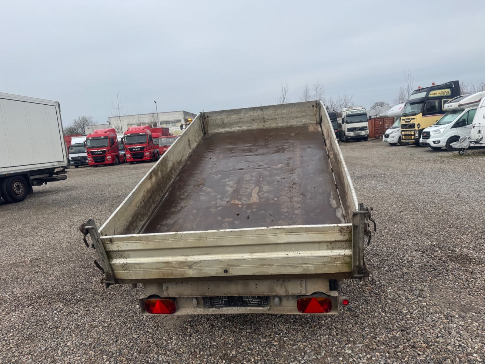 Fahrzeugabbildung Humbaur HTK 3500