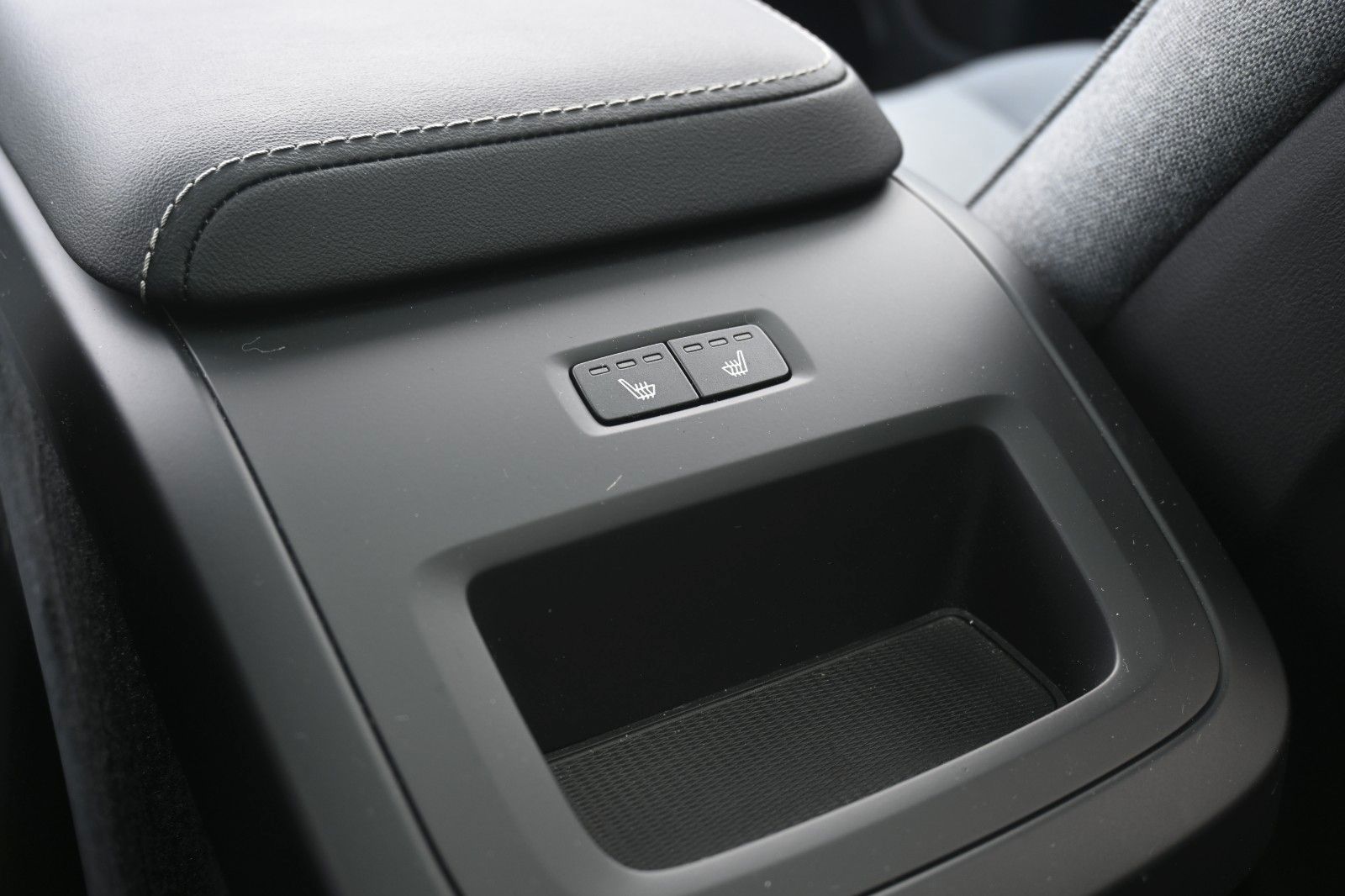 Fahrzeugabbildung Volvo XC60 T8 AWD Recharge Inscription*360°*STDHZG*ACC