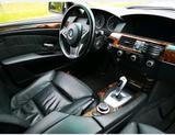 BMW 550 i    V8    E 61 - BMW 550 aus 2007: 550i