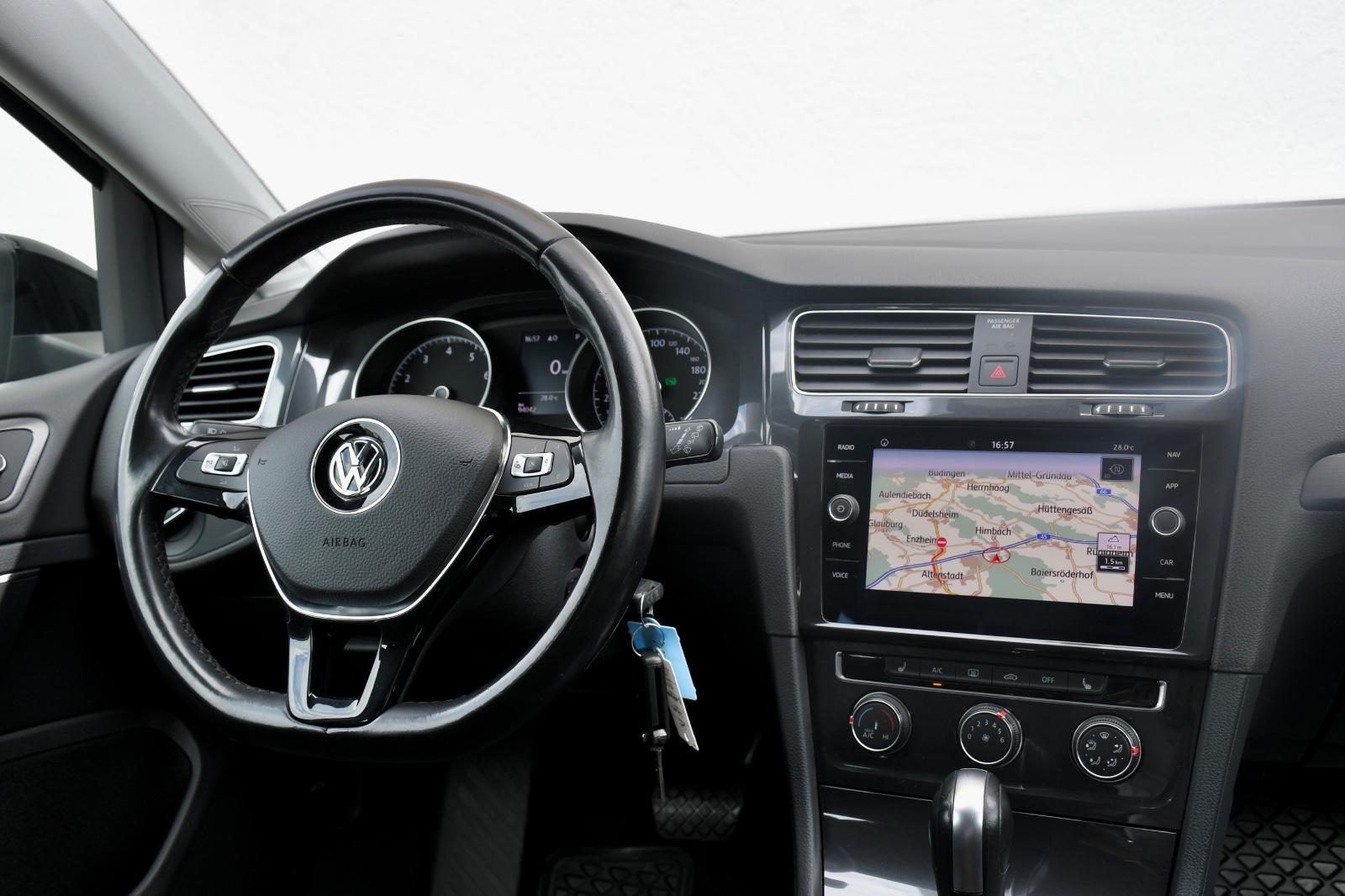 Volkswagen Golf VII Lim. Comfortline Navi PDC Sitzhz. Klima, миниатюра 13