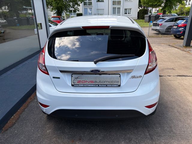 Fahrzeugabbildung Ford Fiesta Titanium+Kamera+Navi+SHZ+Allw.LM+BT+PDC