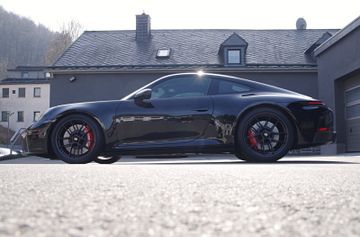 Porsche 992.2 4 GTS Coupe*14-W,ACC,BOSE,Schiebedach,360°