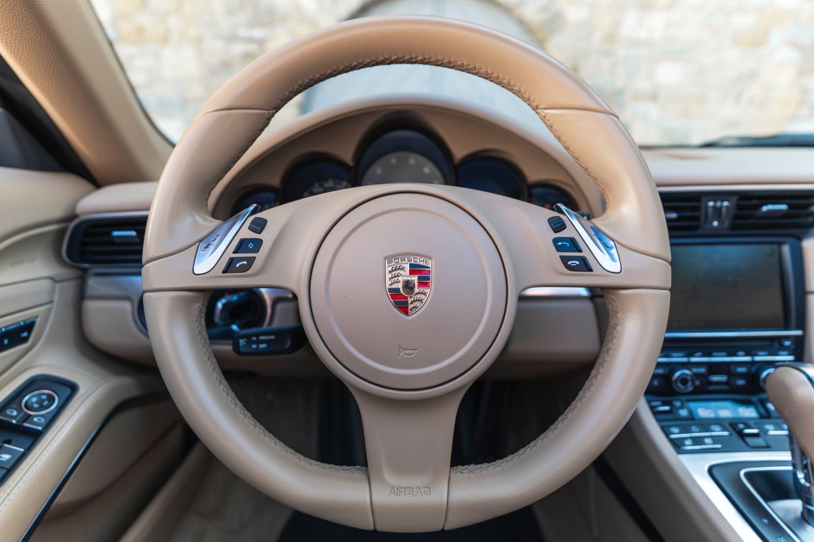 Fahrzeugabbildung Porsche 911 Carrera S Cabrio PDLS Bixenon Bose 111 Check