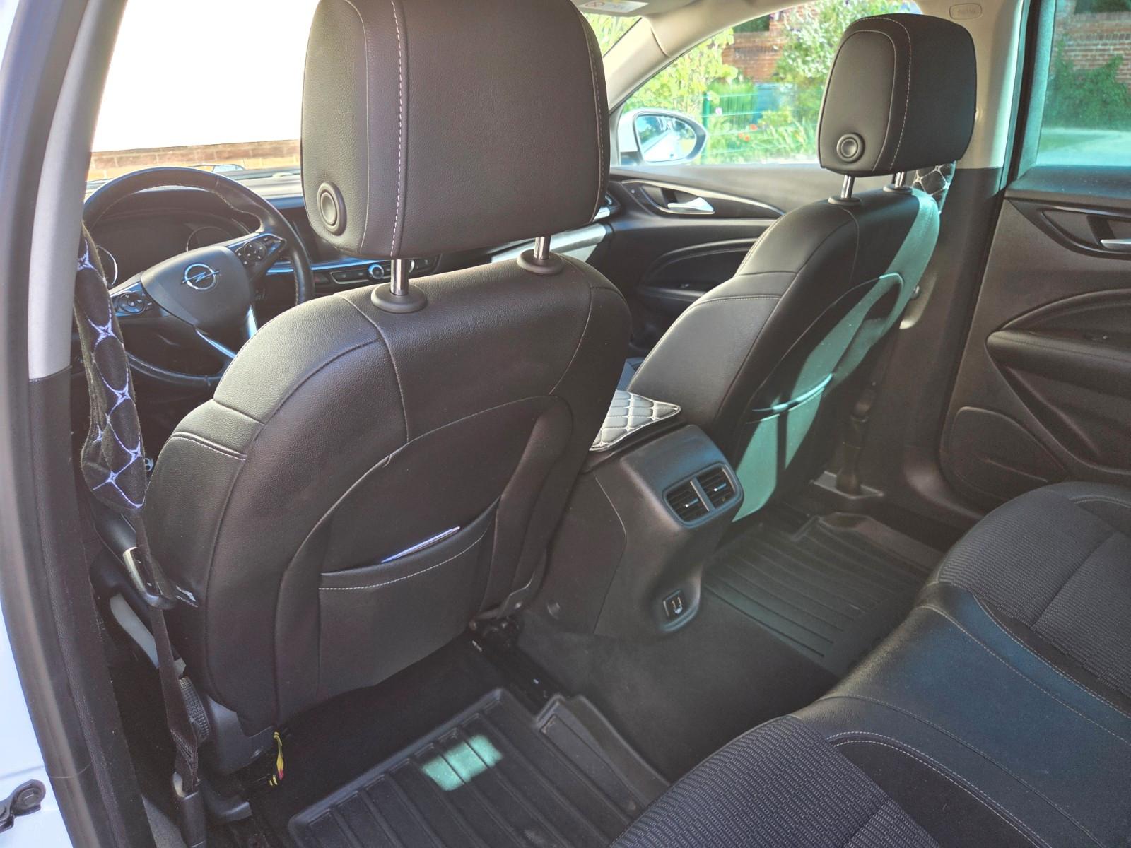 Opel Insignia 1.5 Turbo 121kW Business Innovation...