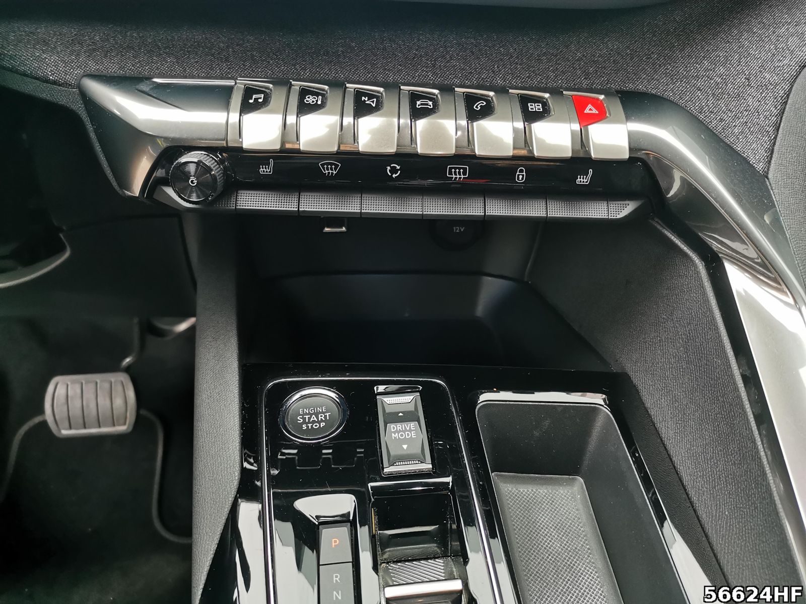Fahrzeugabbildung Peugeot 3008 Allure Pack*Sitzhzg*Nvi*PDC*LED*