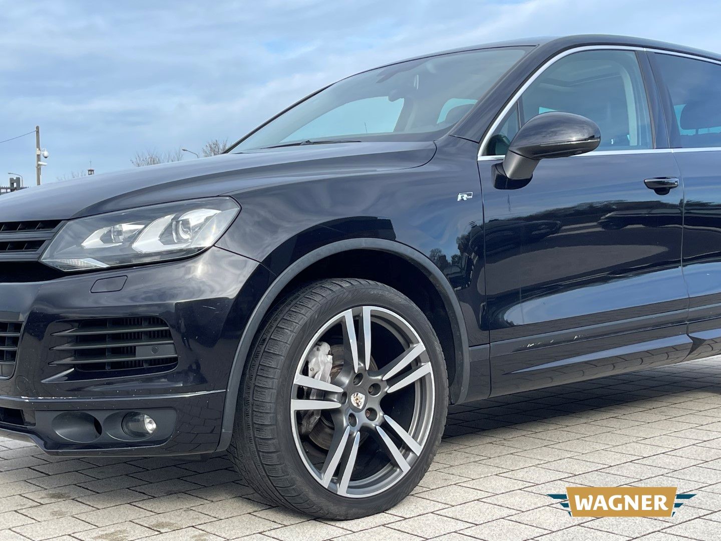 Fahrzeugabbildung Volkswagen Touareg V6 TDI BMT 3.0 R-Line Automatik
