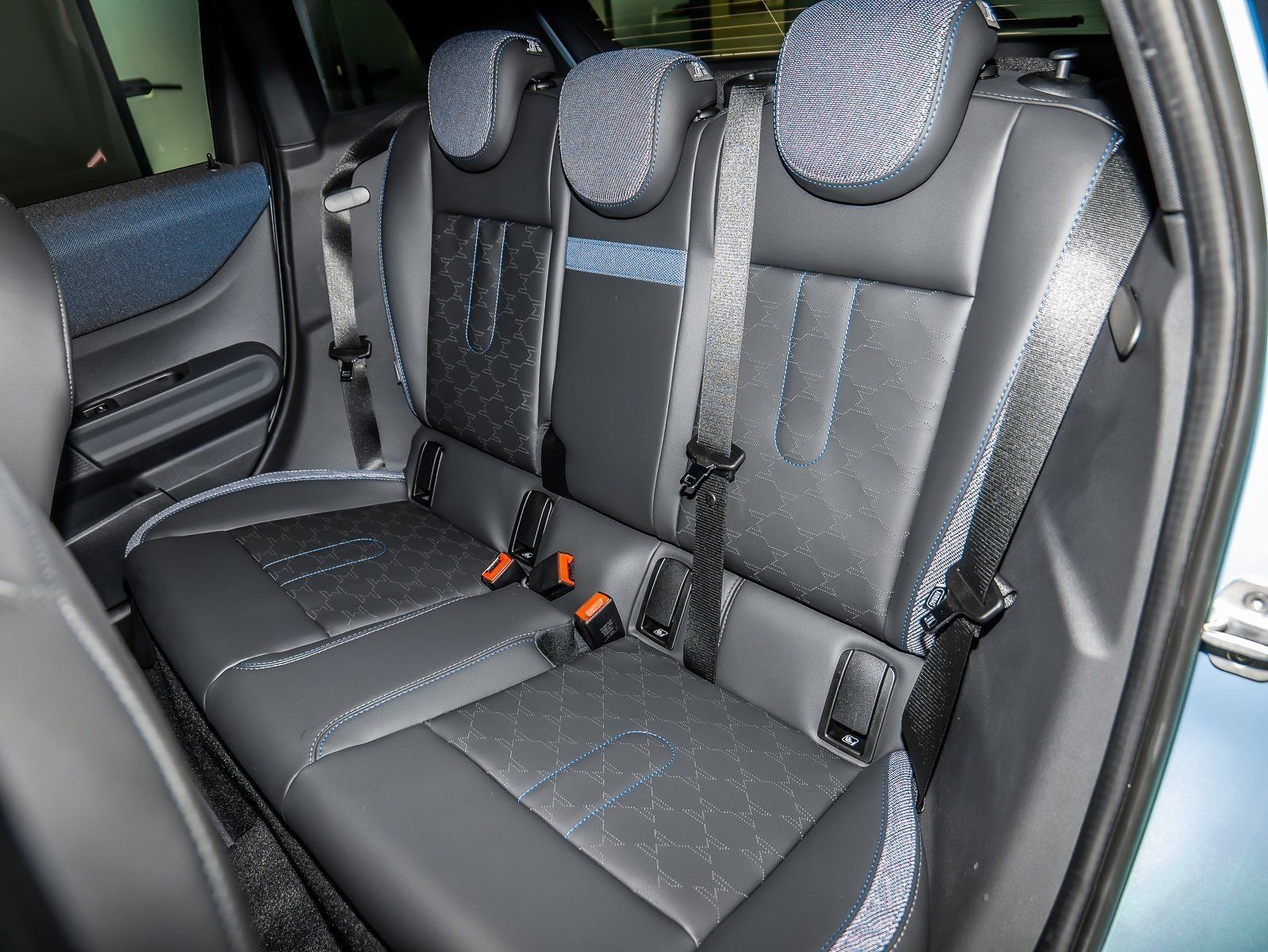 MINI Cooper C - Bild 18