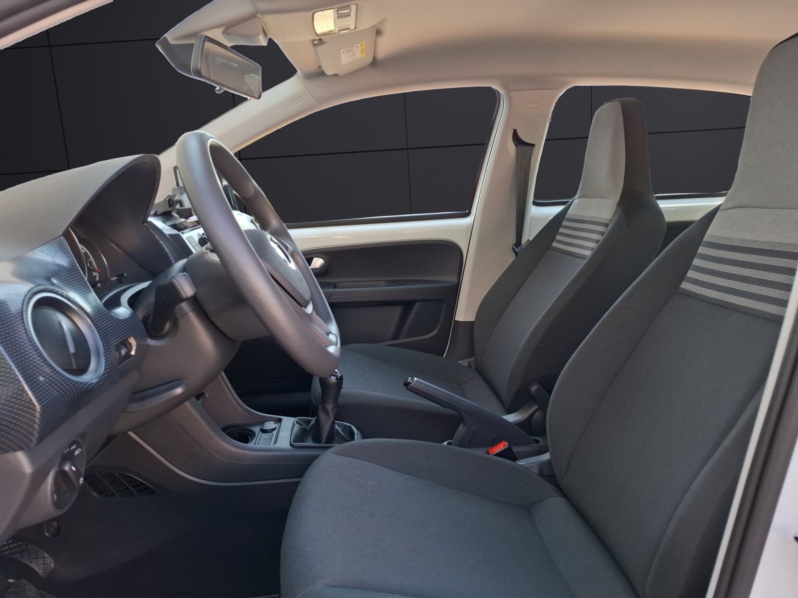 Fahrzeugabbildung Volkswagen up! Klima DAB SH