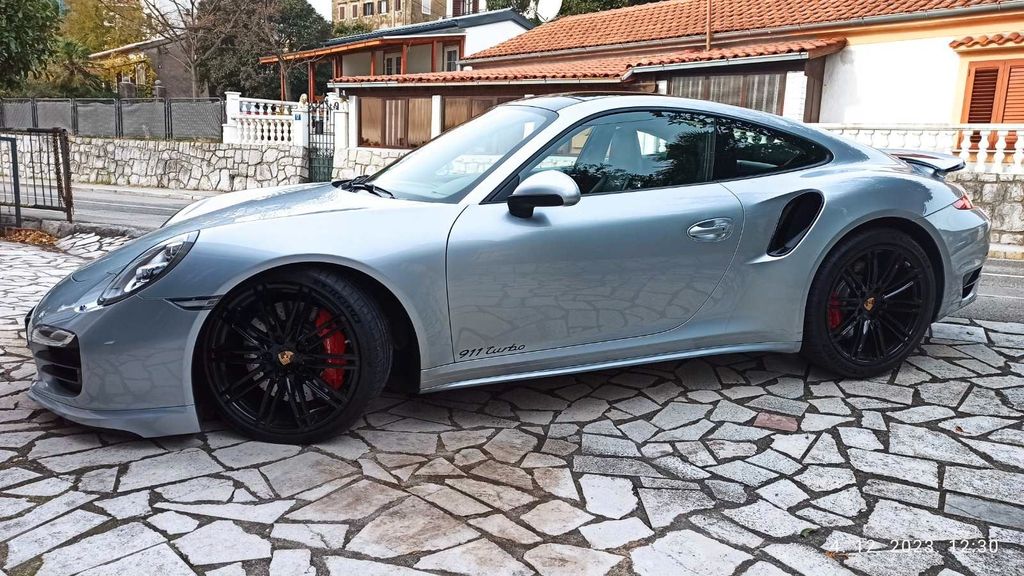 Porsche 991