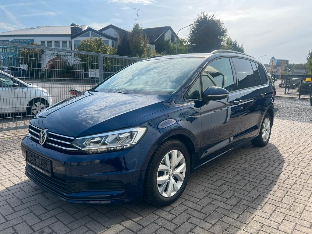 Image of Volkswagen Touran