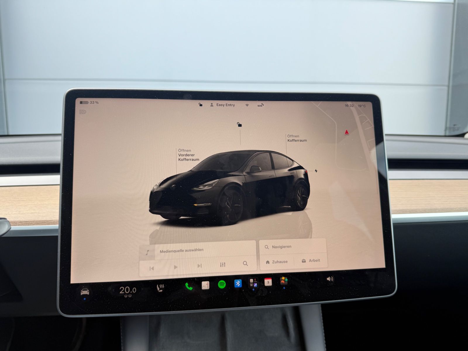 Tesla Model Y Long Range Dual AWD 21 ZOLL STANDHEIZUNG foto 25
