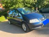 Volkswagen Ich biete ein VW Sharan 1,9 tdi - Volkswagen Sharan