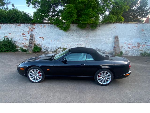 Jaguar XKR  Cabrio Jahreswagenzustand TOP