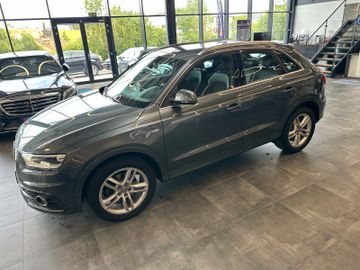 MYAUTOCENTER – Gebraucht- und Jahreswagen mit Werkstattservice in Pfaffenhofen Audi Q3 *S-LINE*TEMPO*NAVI*KEYLESS*BI-XENON*