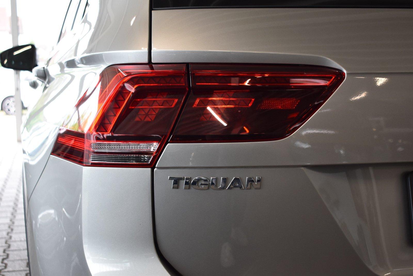 Volkswagen Tiguan 2.0 TDI DSG Highline AHK APP DAB