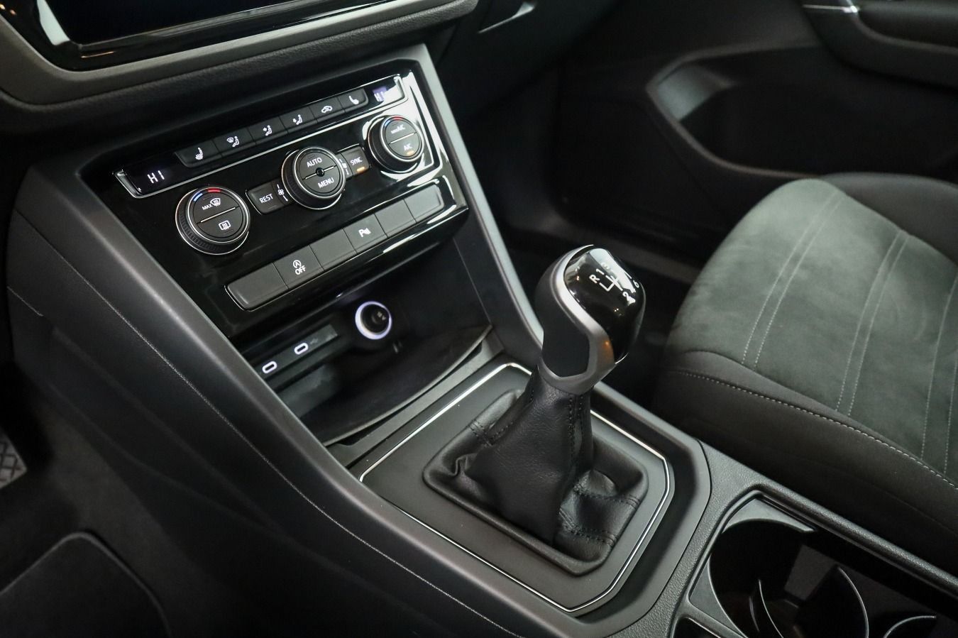 Volkswagen Touran - Bild 13