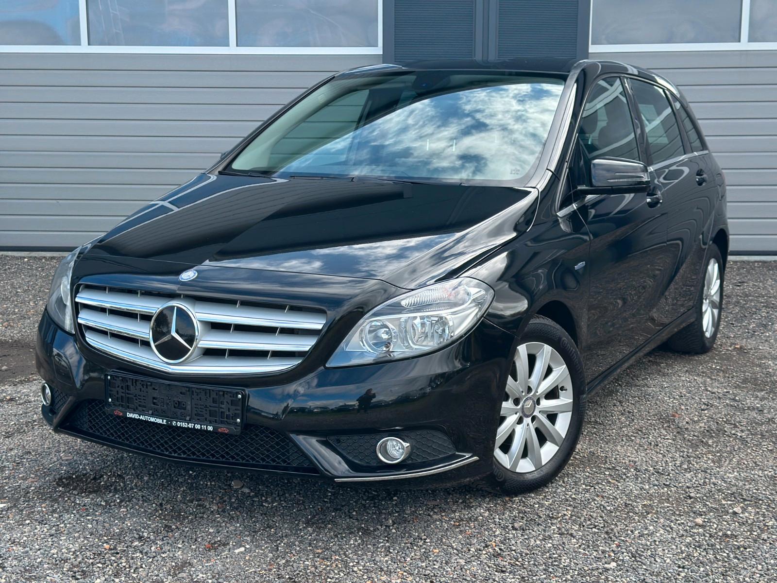 Mercedes-Benz B 180 10.2028