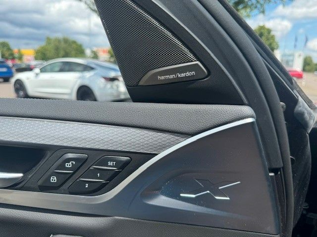 Fahrzeugabbildung BMW X4 M40 Leder+HUD+LED+HarmanKardon+Spur+Toterwink