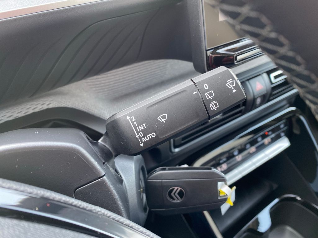 Fahrzeugabbildung Citroën C3 Aircross *Automatik* 145 MAX *Ganzjahresreife