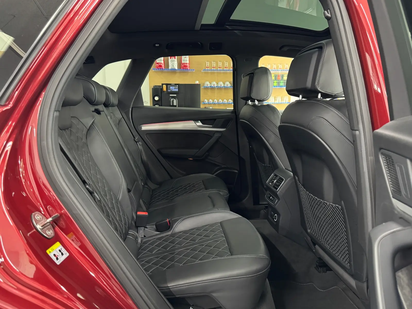 Audi Q5 quattro sport S-Line PANO/LED/B&O/AHK/1.HAND!