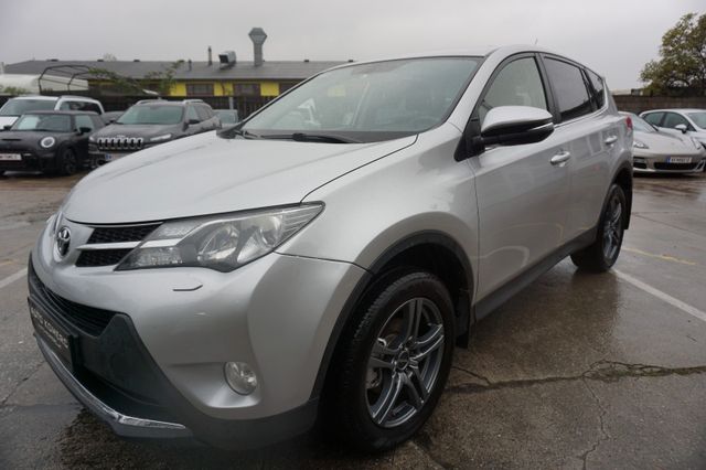 Toyota RAV 4 2,2-l-D-4D 4x4 Travel Navi