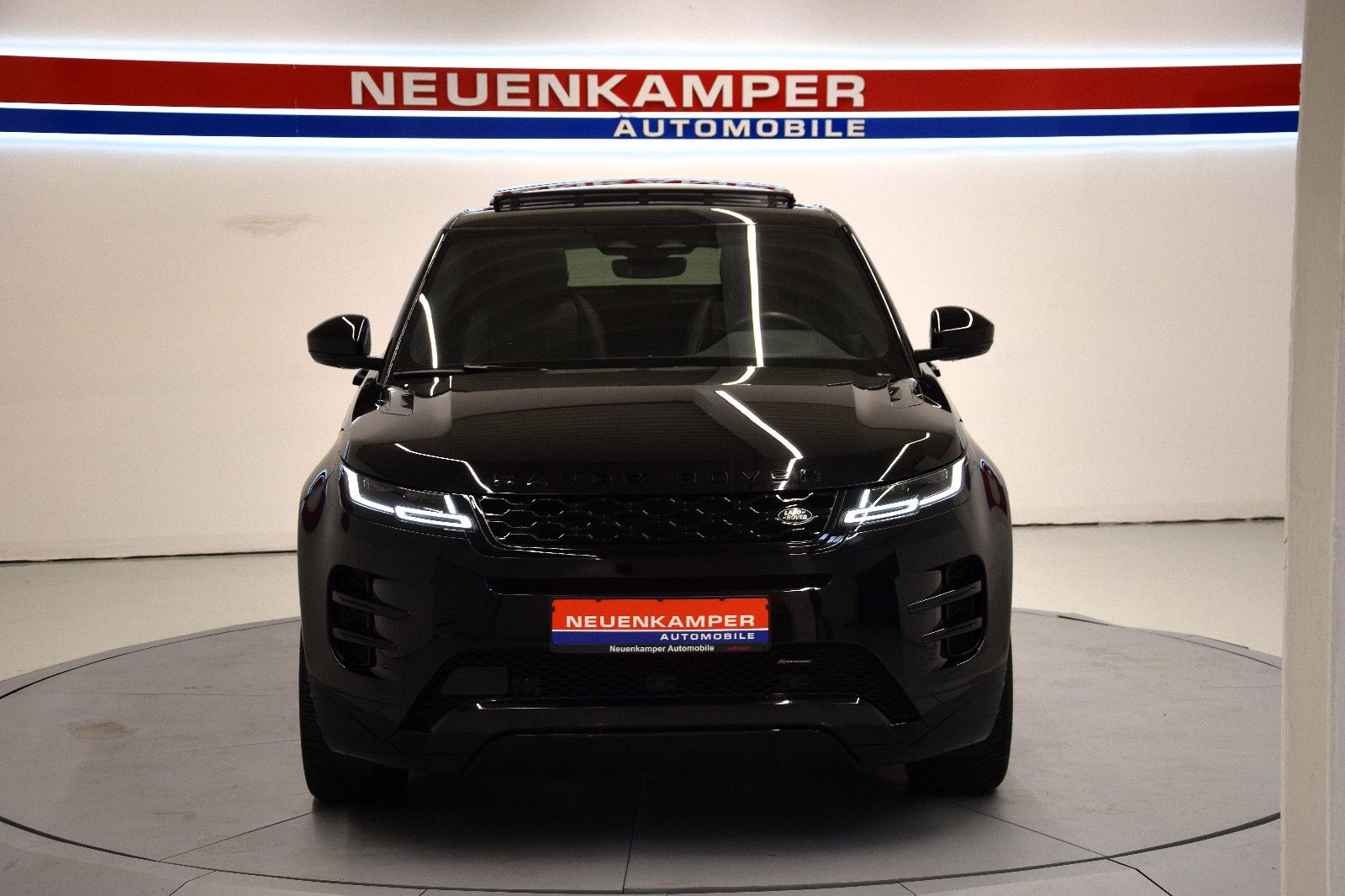 Fahrzeugabbildung Land Rover Range Rover Evoque R-Dynamic Pano Leder 20" ACC