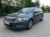 Volkswagen Passat Variant Trendline BlueMotion - Volkswagen Passat Variant aus 2010