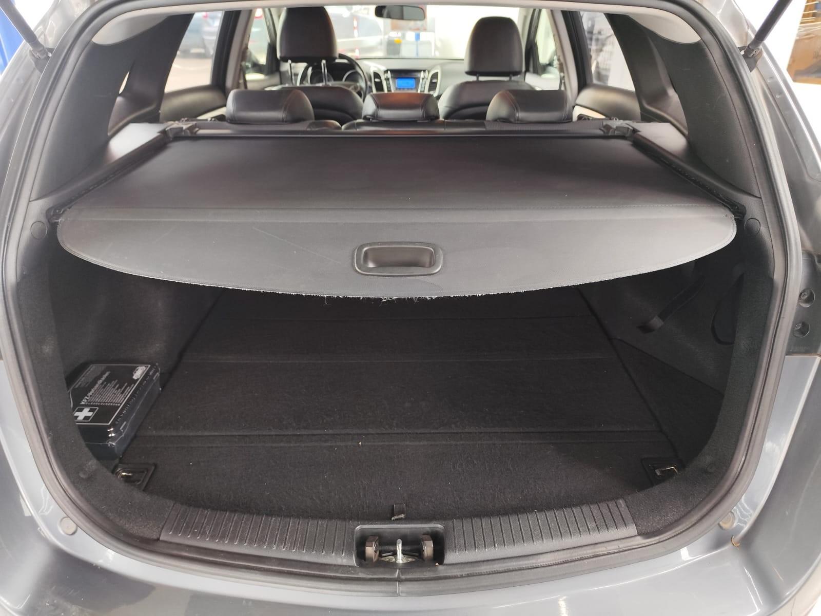 Hyundai i30 2012 — photo 19
