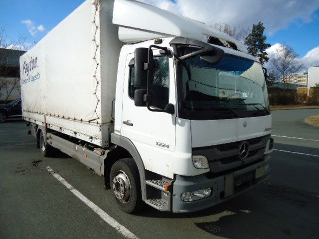 Mercedes-Benz Atego 2 6-Zyl. 4x2 BM 970/2/4/6 1224  4x2  OM 90