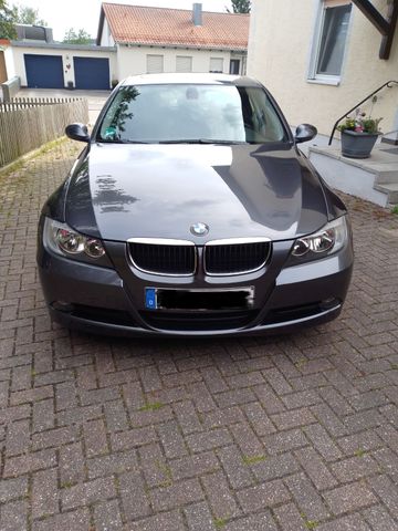 BMW 320d -