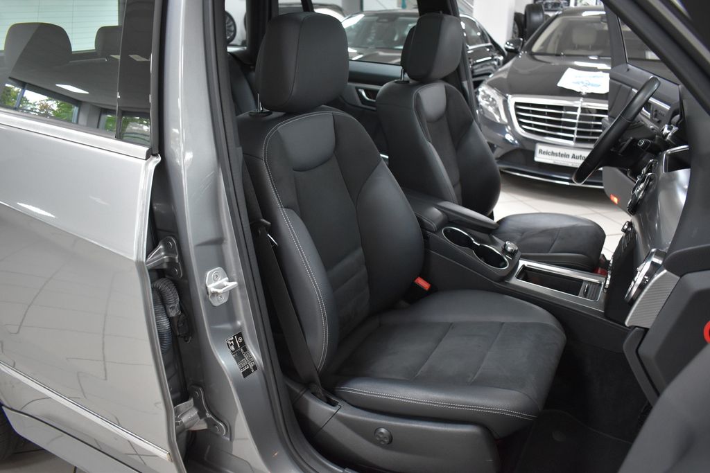 Mercedes-Benz GLK 350 CDI 4M MEMORY KAMERA PANO SCHECKH TOTW