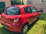 Renault Clio Dynamique 1.2 16V 75 Renault Eco2 Dynamique - Renault Clio: Dynamique 16v