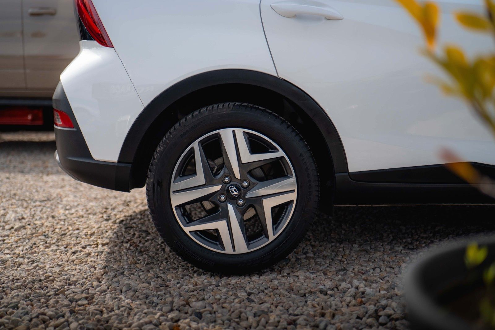 Fahrzeugabbildung Hyundai BAYON Intro Edition MildHybrid DCT 2WD Pluspaket