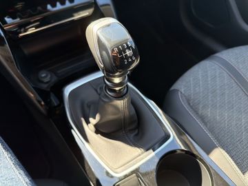 Peugeot 208 1.2 PureTech 100 Allure NAVITEMPOMATLEDKA