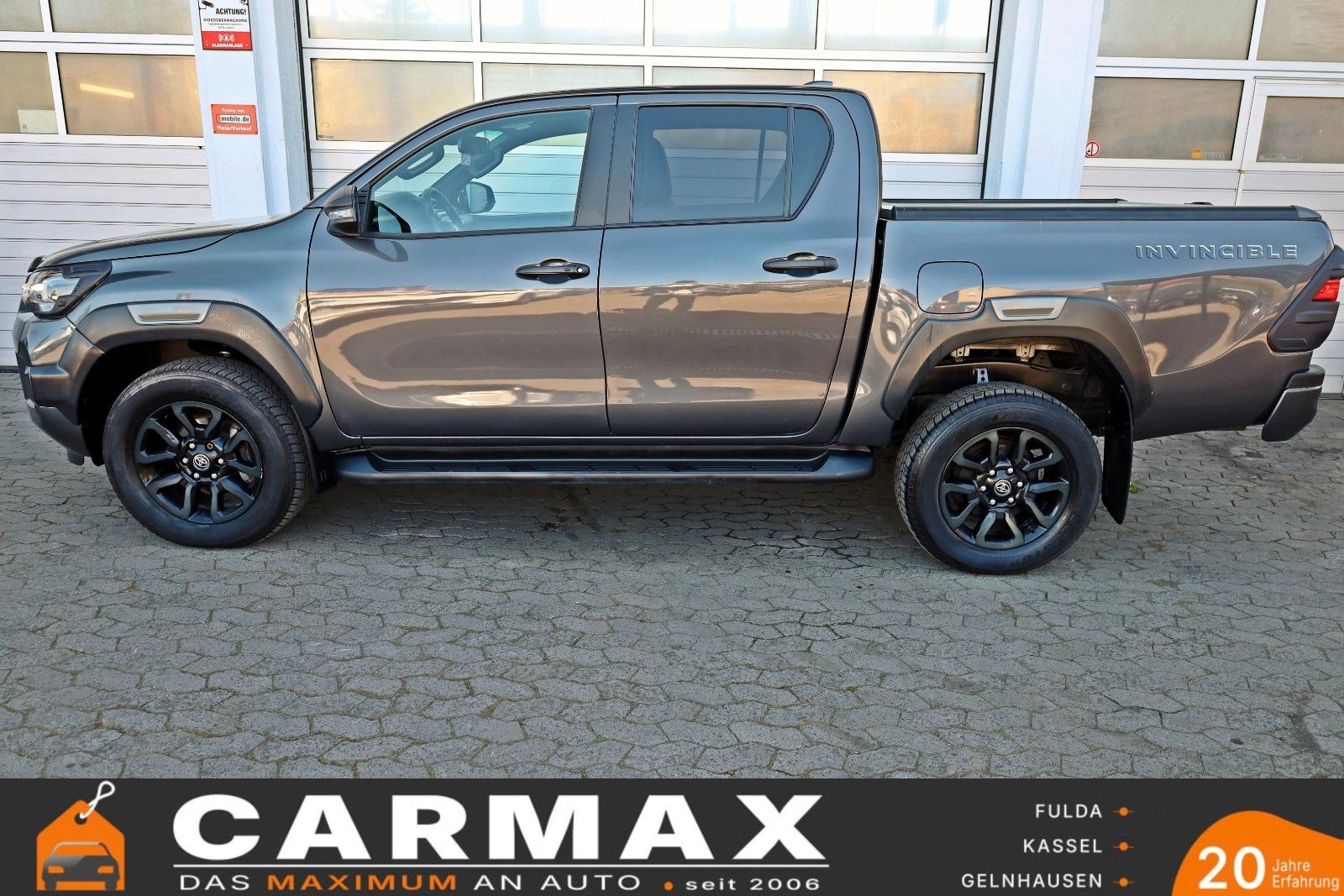 Fahrzeugabbildung Toyota Hilux 2.8 D-4D Invincible,4x4 ,CarPlay,Rollo,AHK
