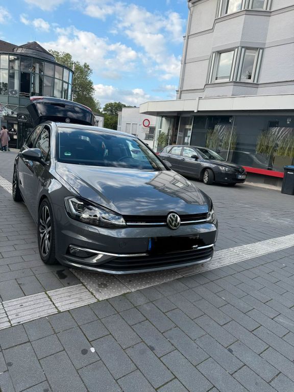 Image of Volkswagen Golf