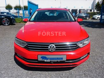 Volkswagen Passat Variant - 2