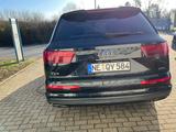 Audi Q7 3.0 TDI quattro S-line - Audi Q7 in Düsseldorf
