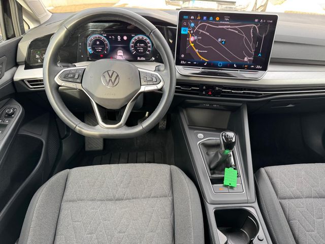 Golf VAR 1.5 eTSI 150PS Life NAV/APP/ACC/RFK/LED