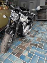Triumph Bonneville Speedmaster - TRIUMPH SPEEDMASTER