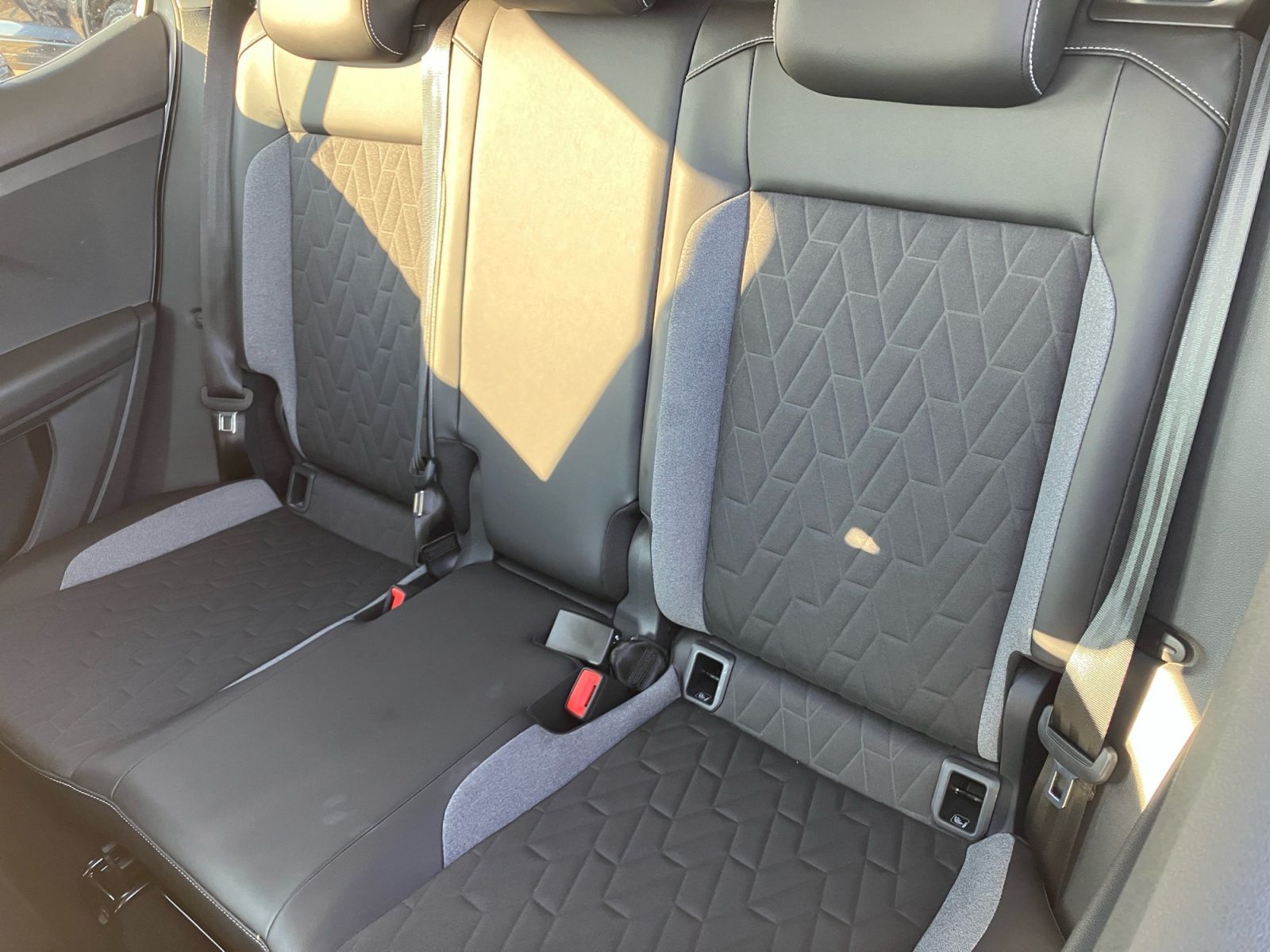 Volkswagen T-Cross - Bild 11
