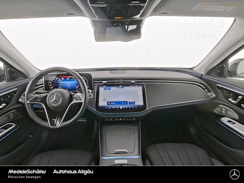 MERCEDES-BENZ E-Class 2025